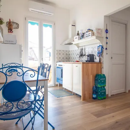 Sea And Sky Apartment